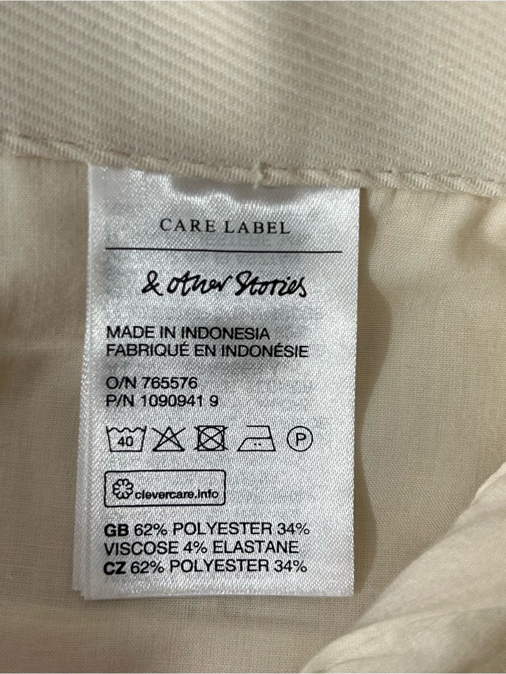 Stockholm Atelier & Other Stories Cream Wide-Leg Dress Pants
58 - Picture 7 of 9